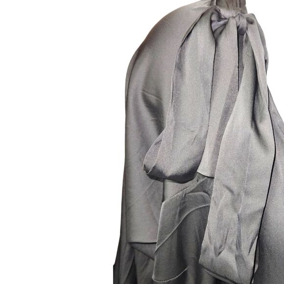 TORRID SatinβTie Front Off Shoulder Long sleeve Blouse 3X - Picture 7 of 15